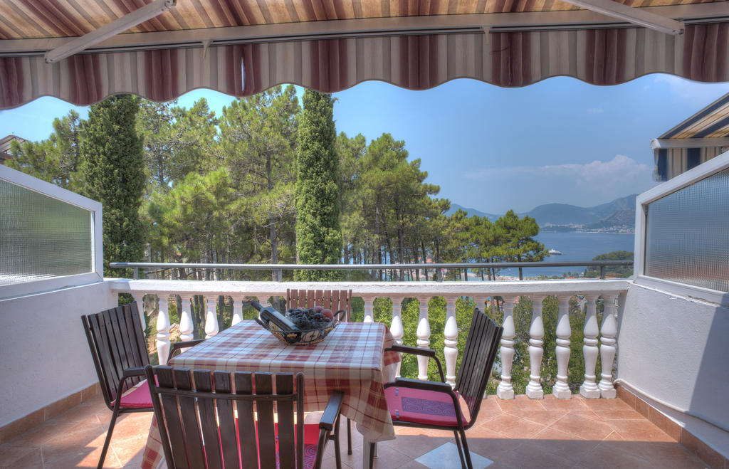 Apartments Durasevic Ivo Sveti Stefan Rum bild