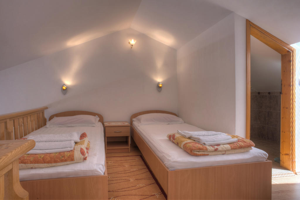 Apartments Durasevic Ivo Sveti Stefan Rum bild